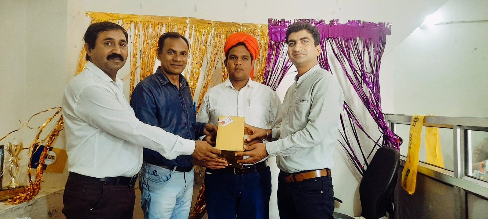Award 28