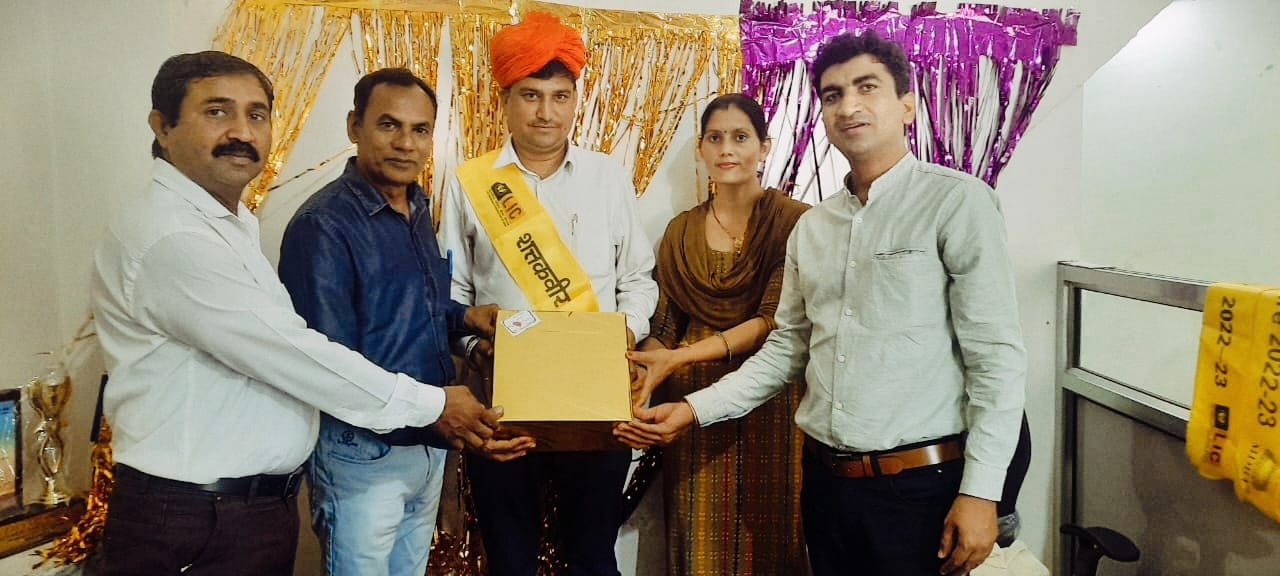 Award 31